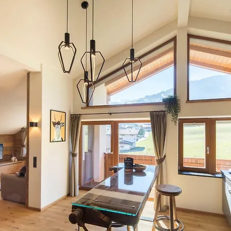 Haus Sonnblick Penthouse דירה