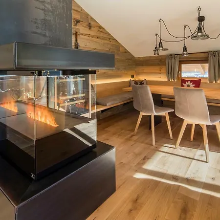 Haus Sonnblick Penthouse ריית אים אלפבכטל