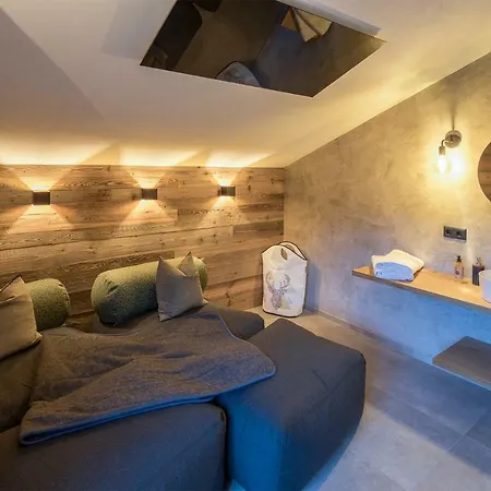 Haus Sonnblick Penthouse דירה